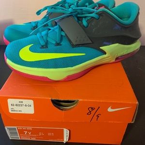 Nike KD VII Grade school